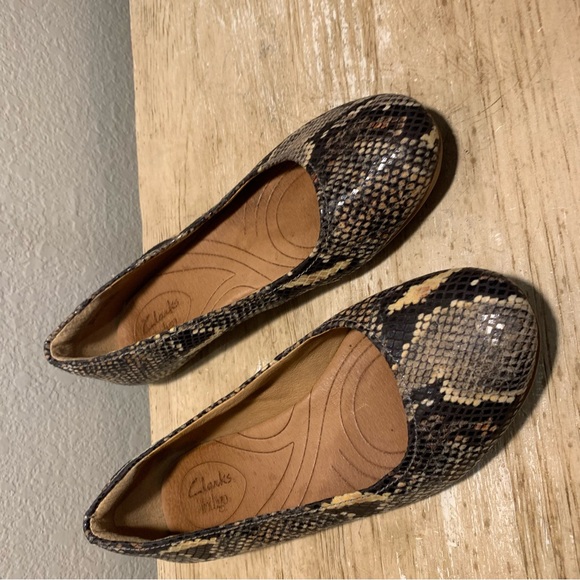 Clarks Indigo Women’s Snakeskin Print Ballet Flats – Size 7.5M - Picture 4 of 12